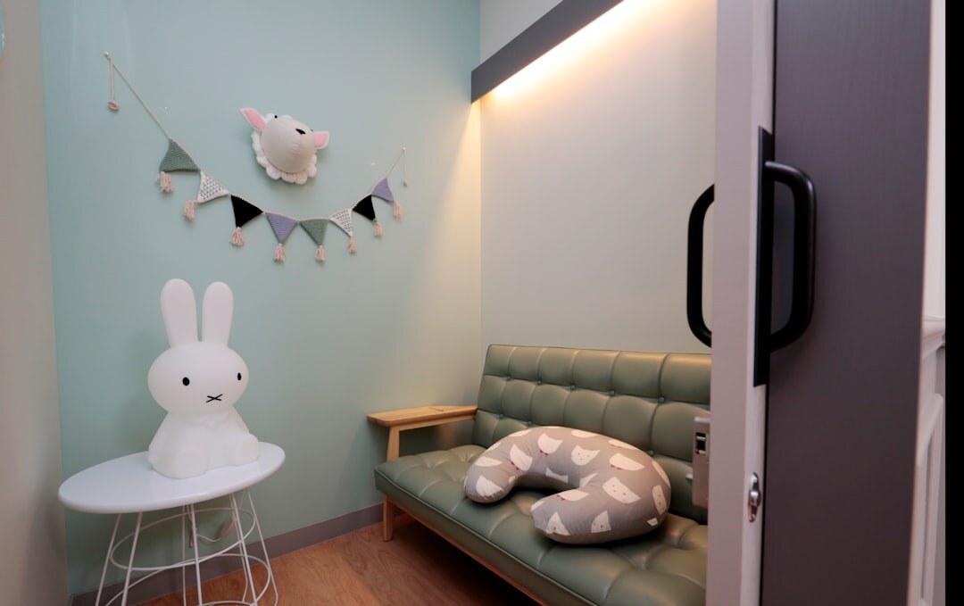 Modern speech therapy clinic reception in Chile
